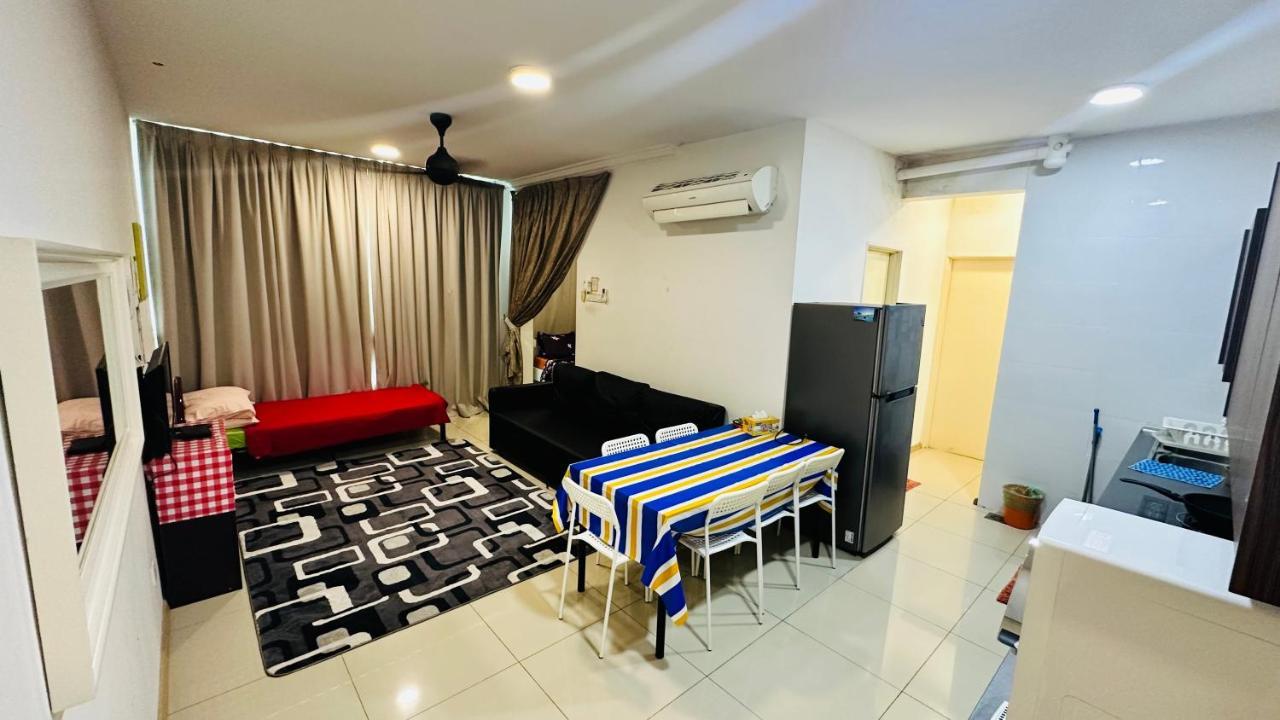 Vista Alam Roomstay Homestay Shah Alam Ngoại thất bức ảnh