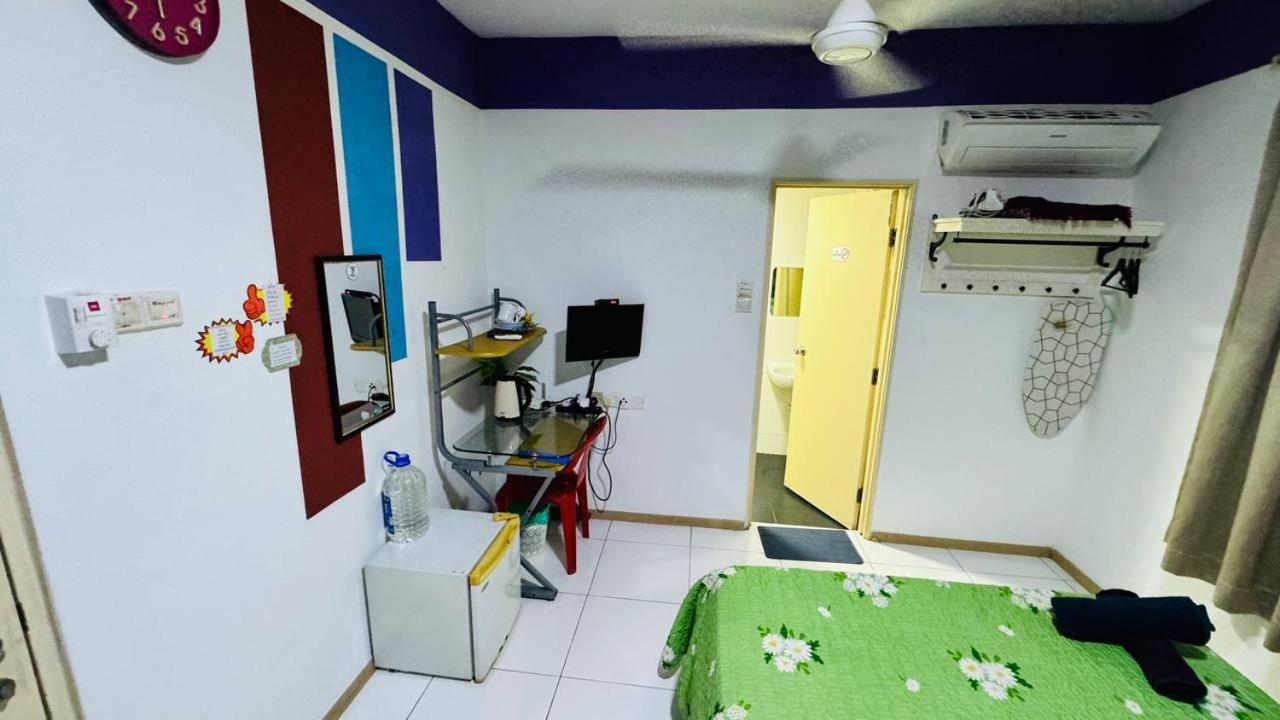 Vista Alam Roomstay Homestay Shah Alam Ngoại thất bức ảnh