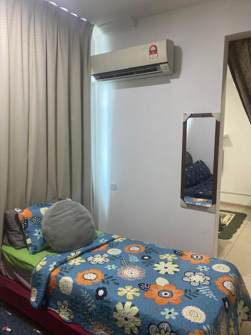 Vista Alam Roomstay Homestay Shah Alam Ngoại thất bức ảnh